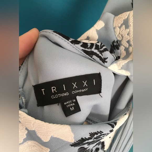 Trixxi formal blue dress - Picture 3 of 3